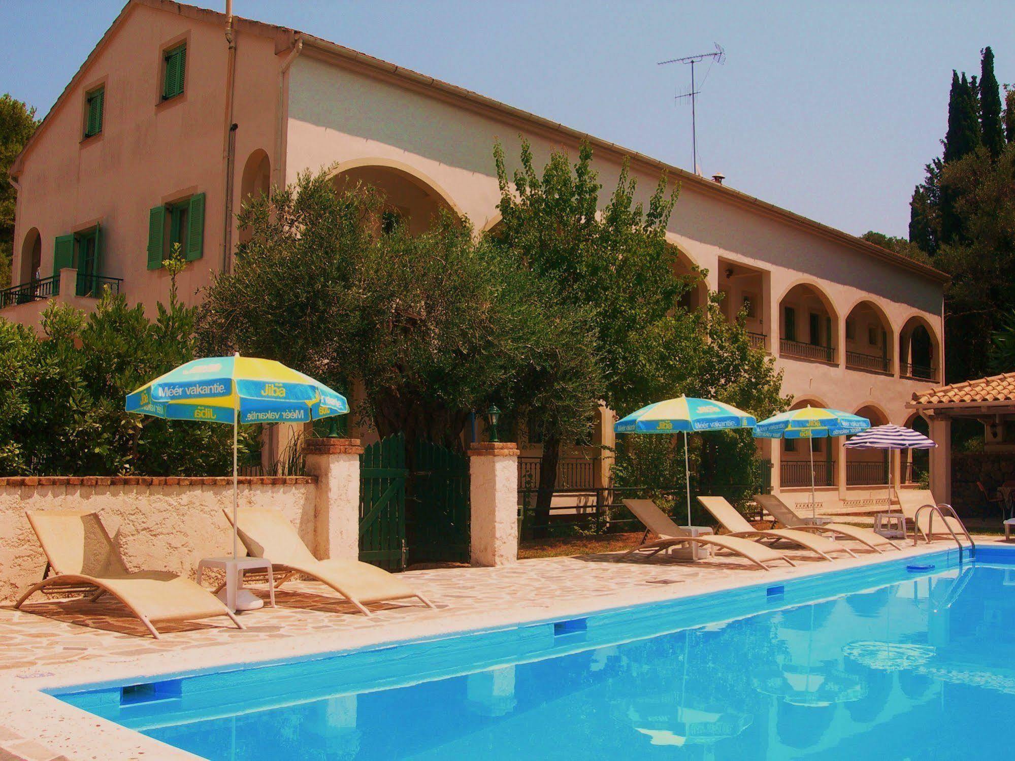 Villa Karmar Hotel Apartments Dassia  Exterior foto